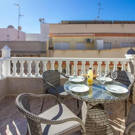 Cozy In With Kitchenette Torrevieja